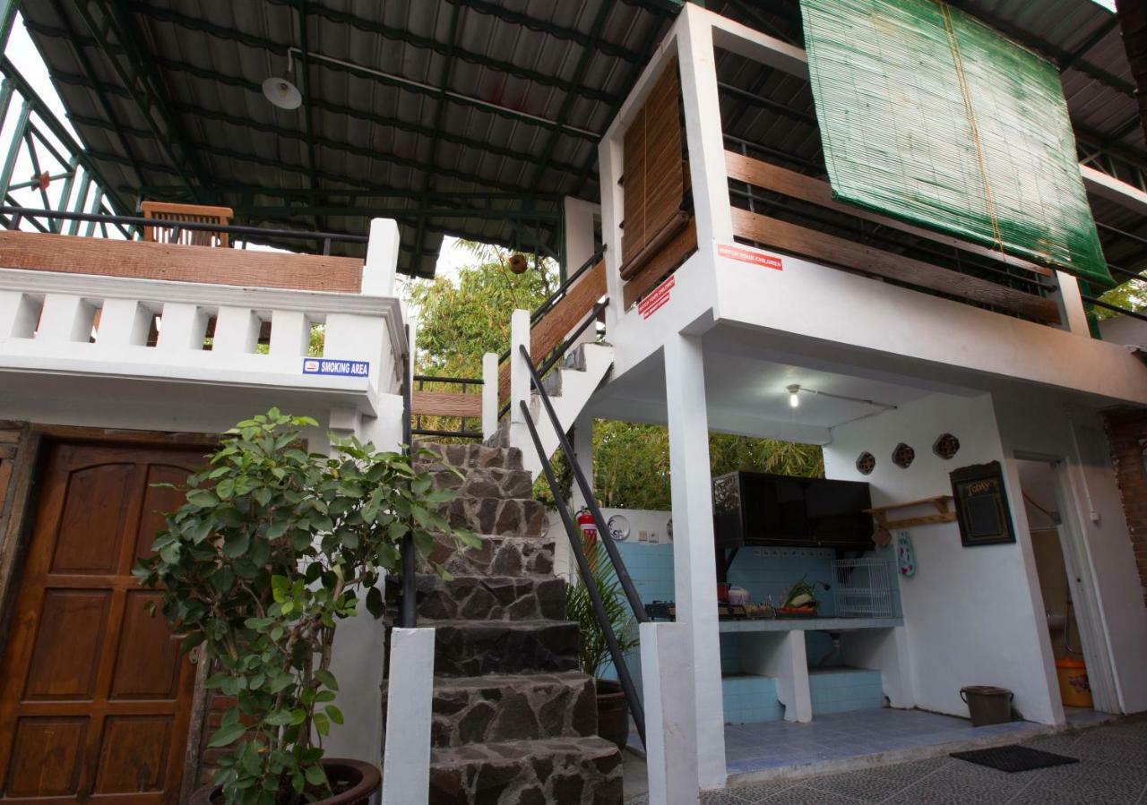 Joglo Yudhistira Villa Sleman  Kültér fotó